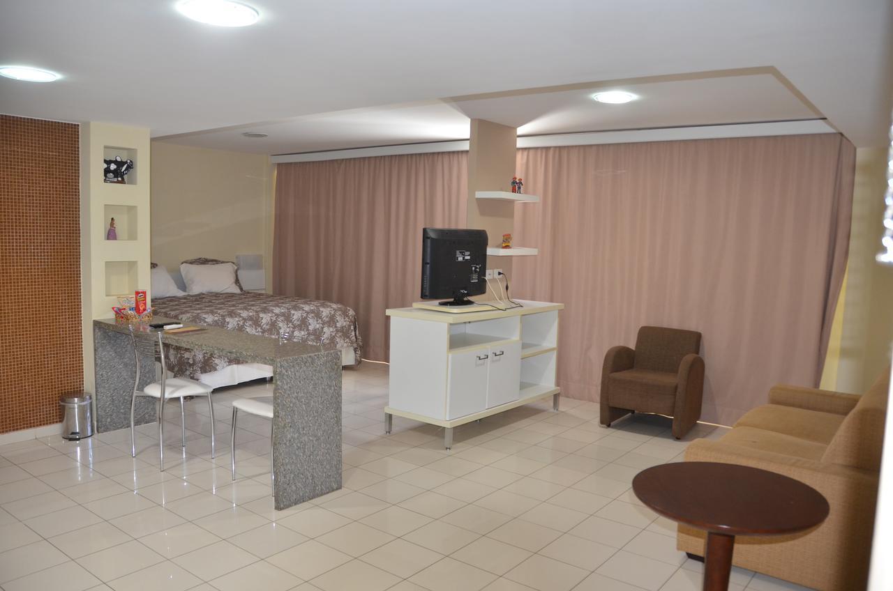 Cristal Hotel 苏鲁宾 外观 照片