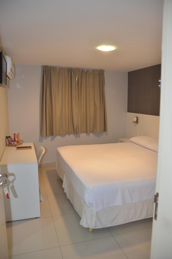 Cristal Hotel 苏鲁宾 外观 照片